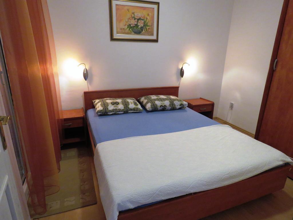 Apartments Party Novalja Ngoại thất bức ảnh