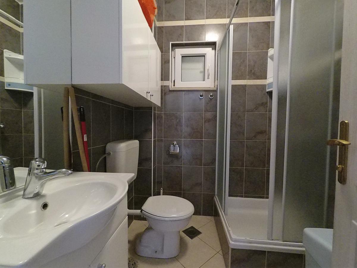 Apartments Party Novalja Ngoại thất bức ảnh