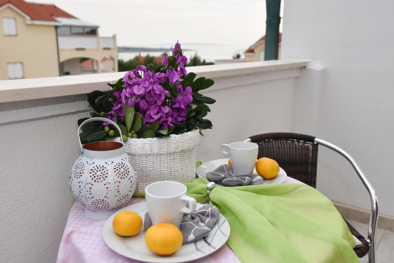 Apartments Party Novalja Ngoại thất bức ảnh